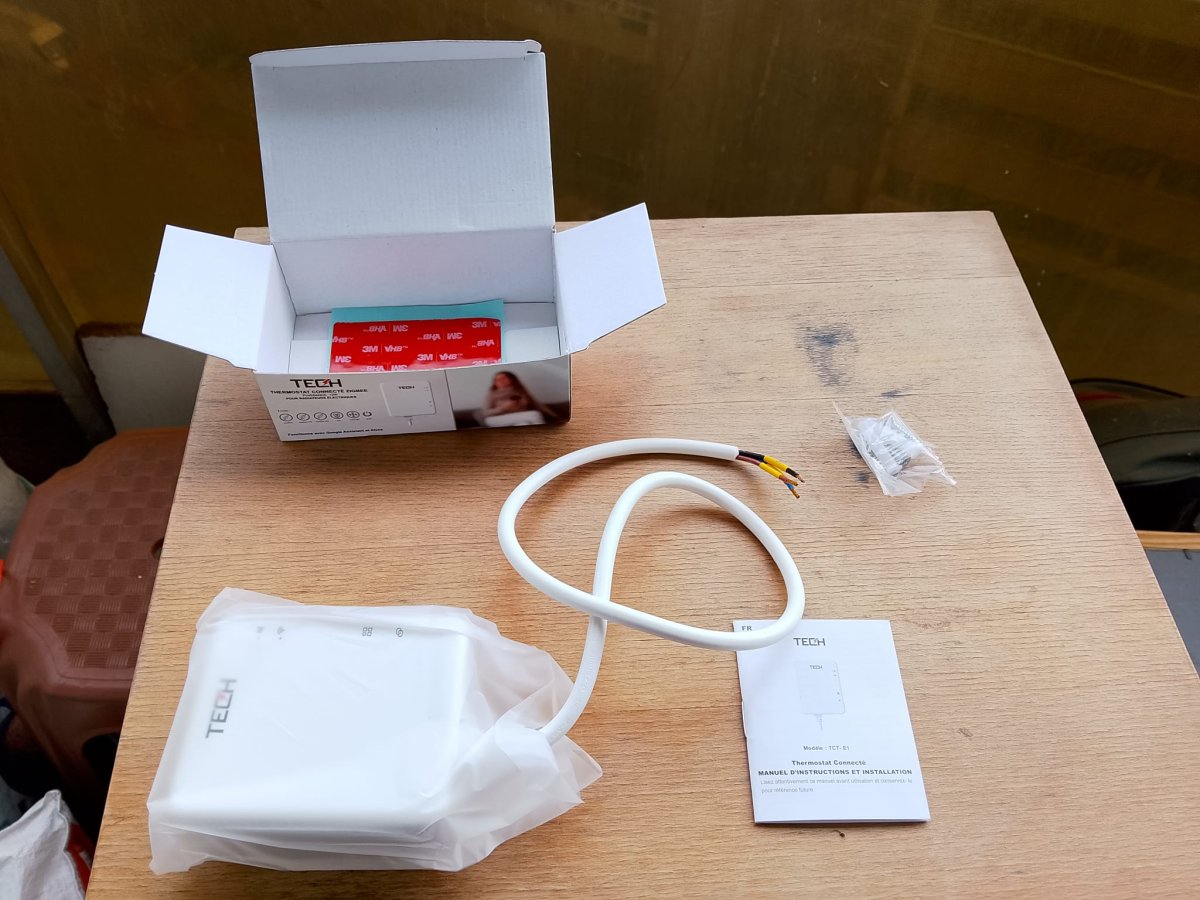 Image Thermostat connecté pour des radiateurs électriques