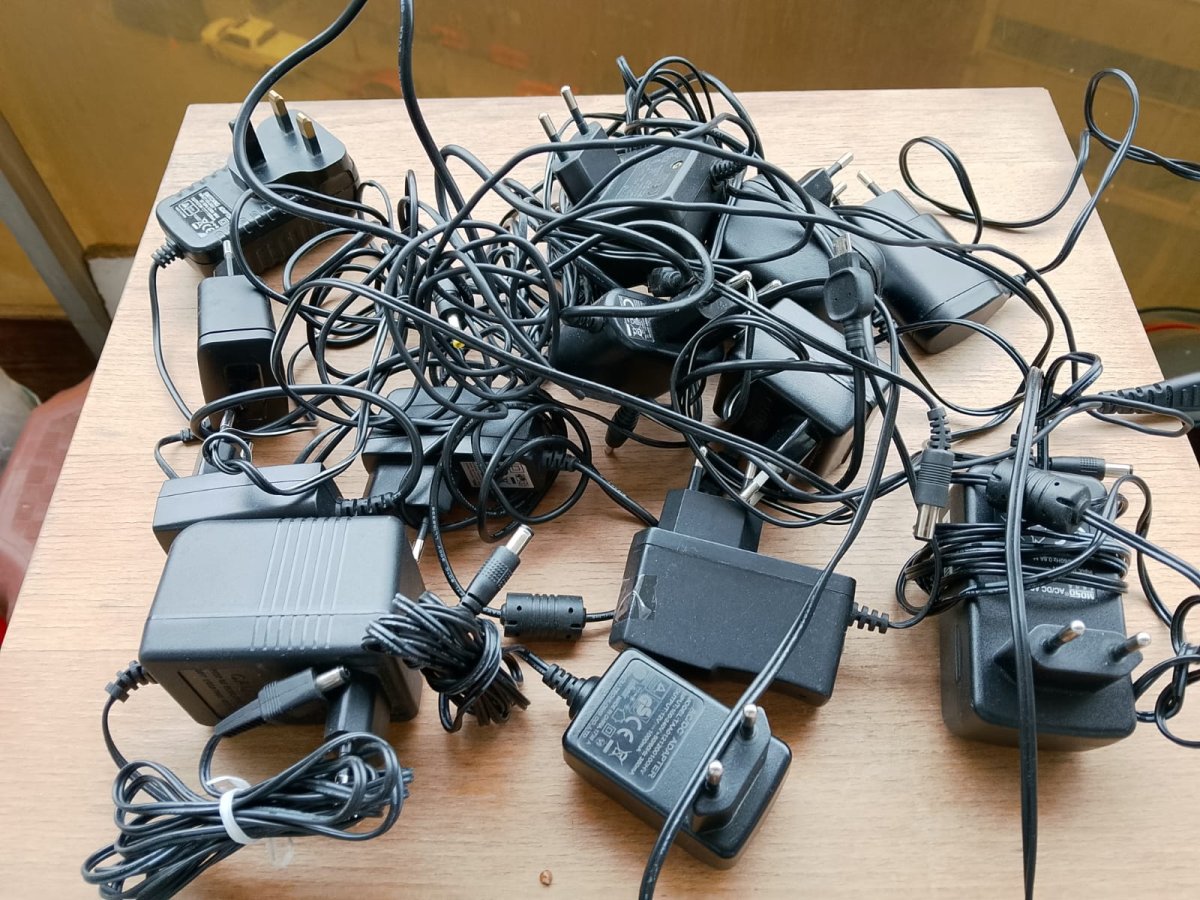 Image Chargeurs de toute sorte /opladers/power supply