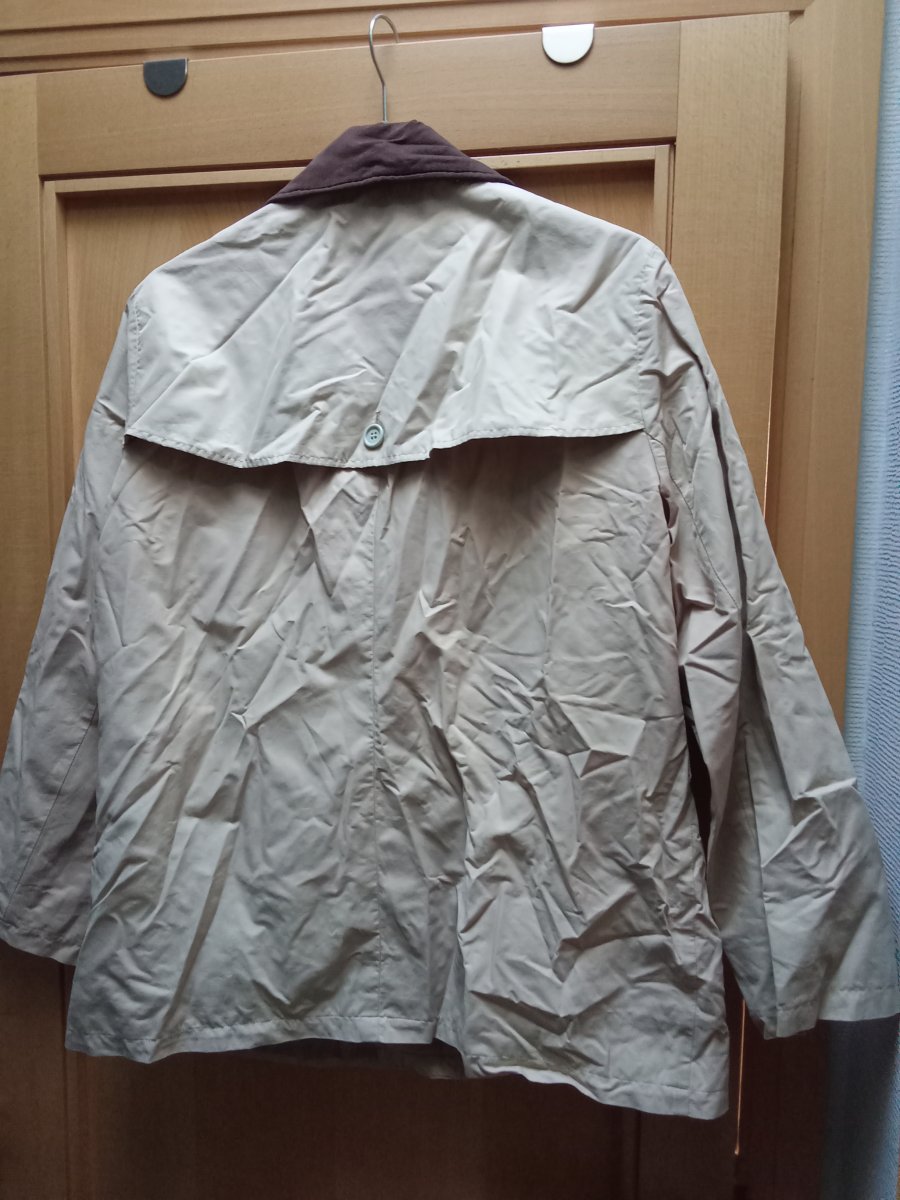 Illustration de Veste large