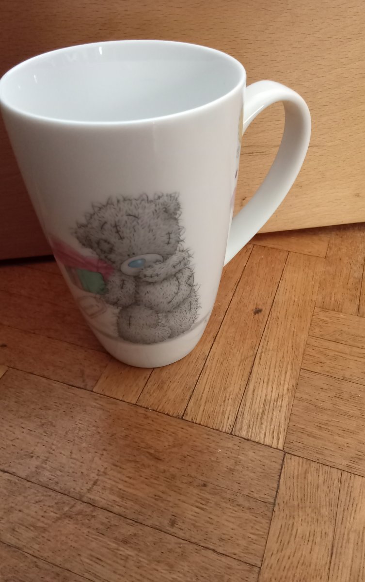 Illustration de Tasse happy birthday Neuf