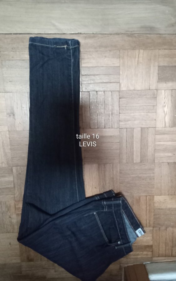 Illustration de Jeans levis taille 42/44
