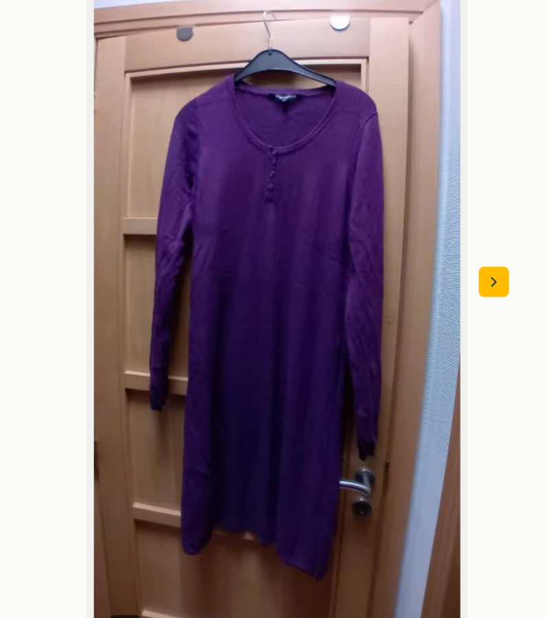 Illustration de Robe pull en laine point virgule