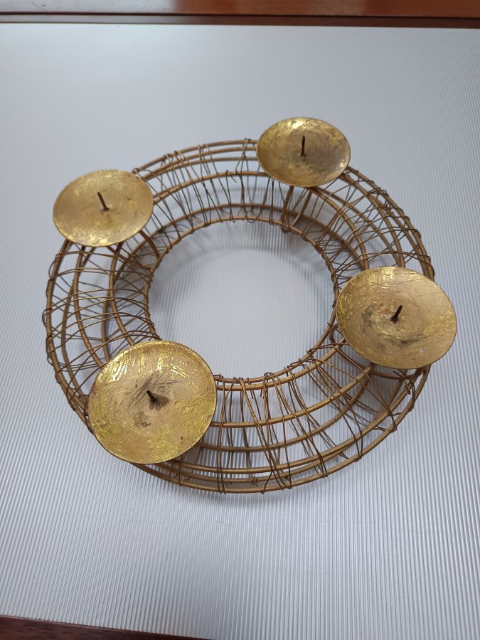 Illustration de Couronne de l'Avent
