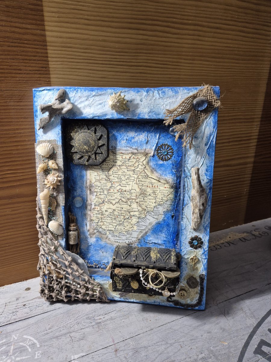 Image Petit tableau relief "chasse aux tresors "