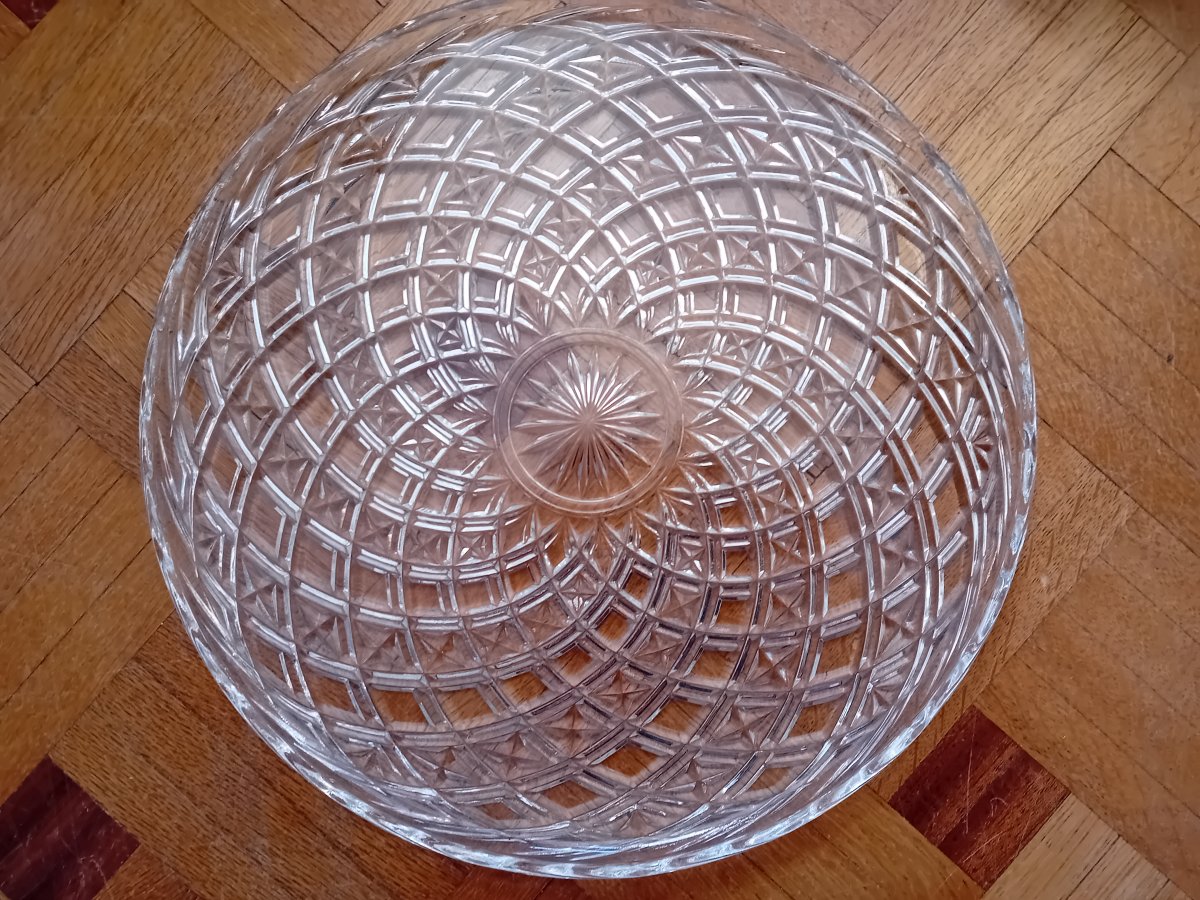 Illustration de Ancien plat A tarte / gâteau en verre