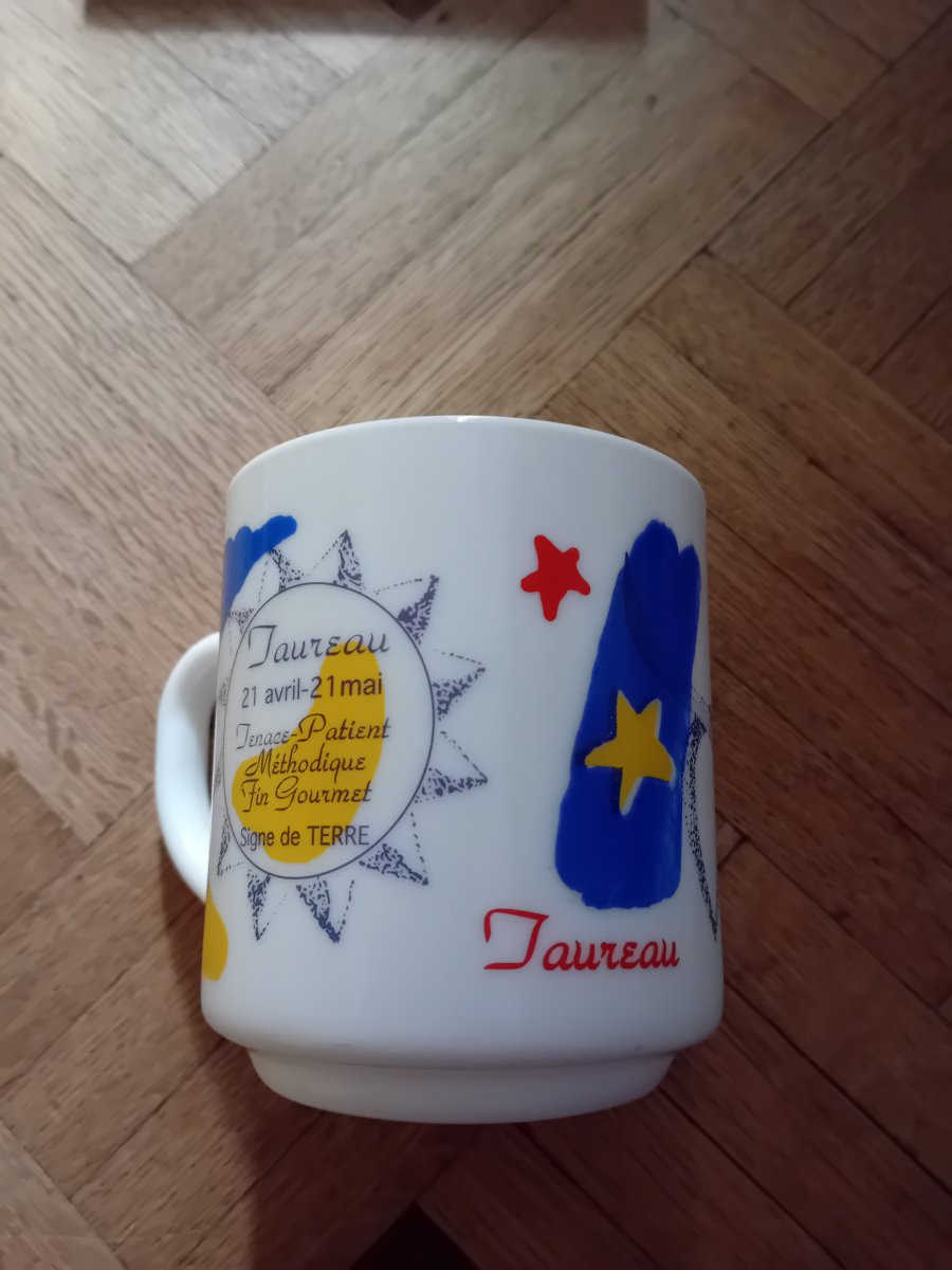Illustration de Tasse Taureau