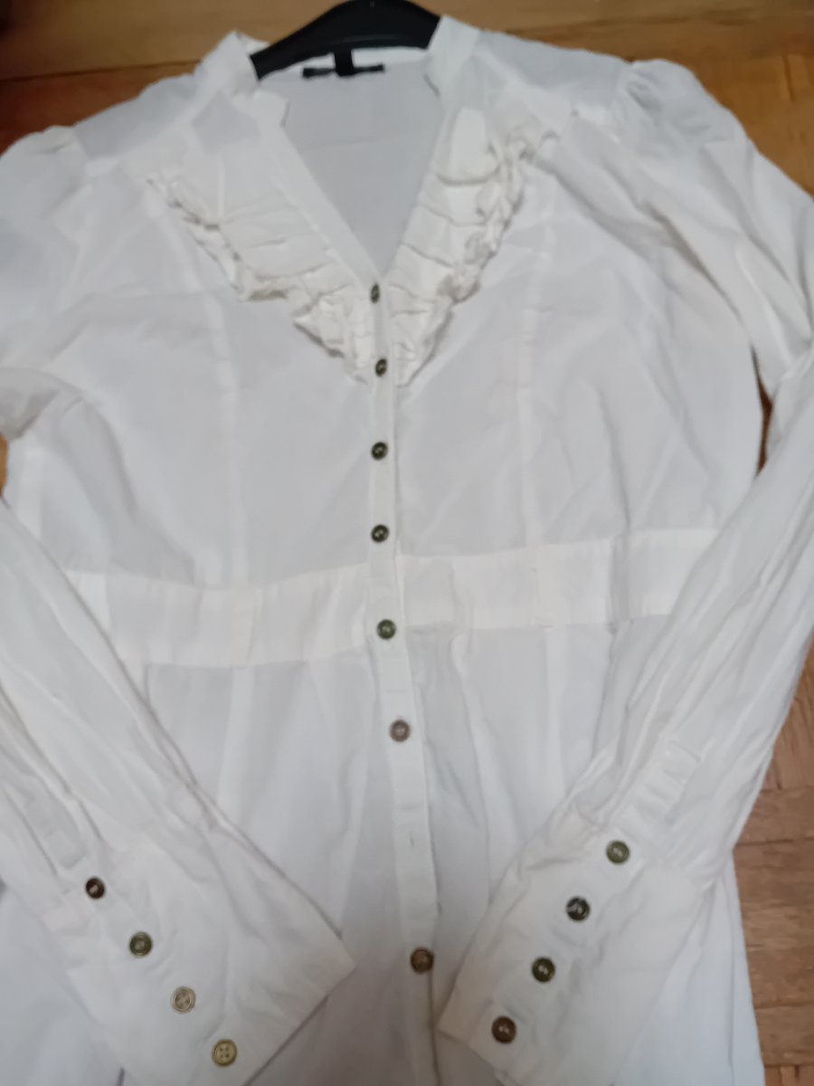 Illustration de Chemise femme large