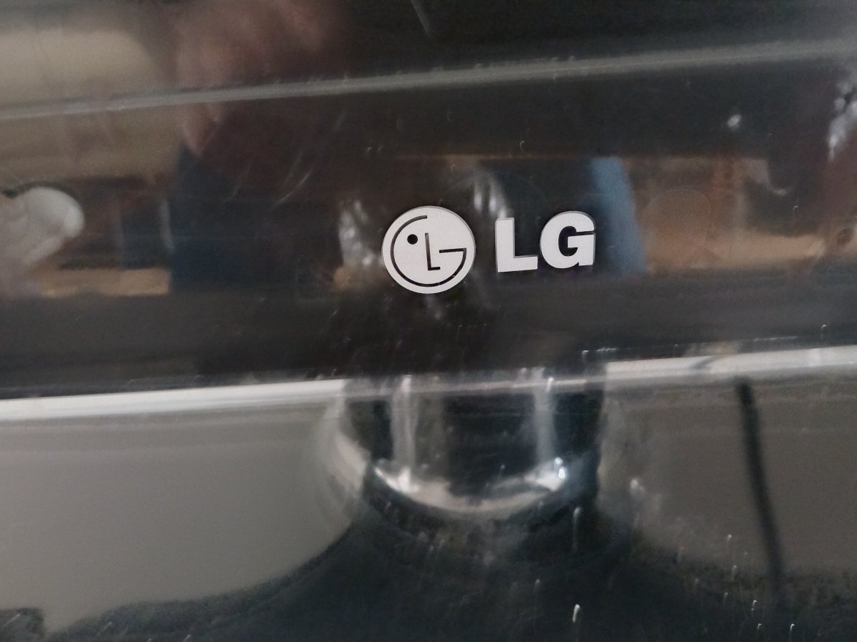 Illustration de Téléviseur LG 45 pouces