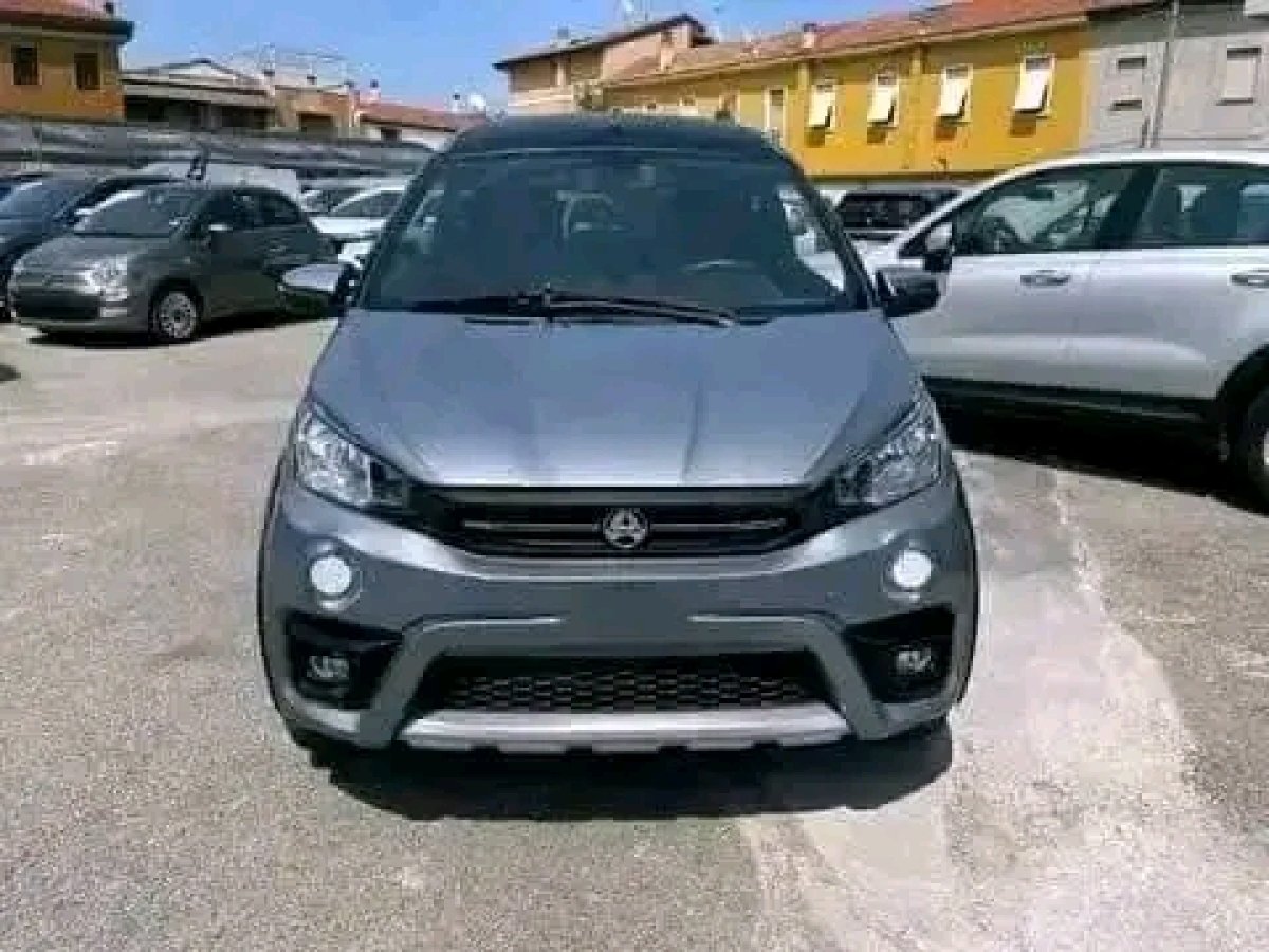 Illustration de Véhicule pour raisons de déménagement 