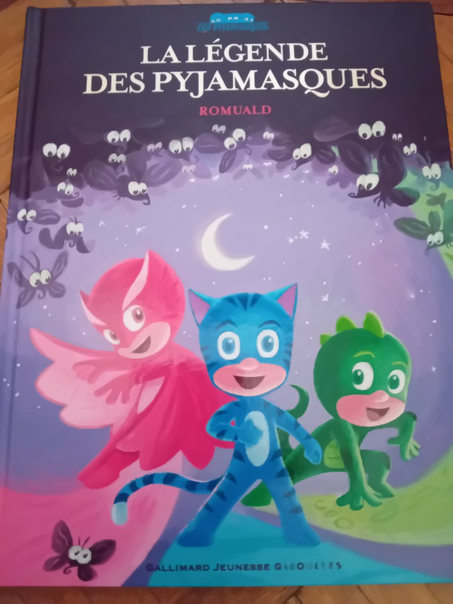 Illustration de Livre la légende des pyjamasques