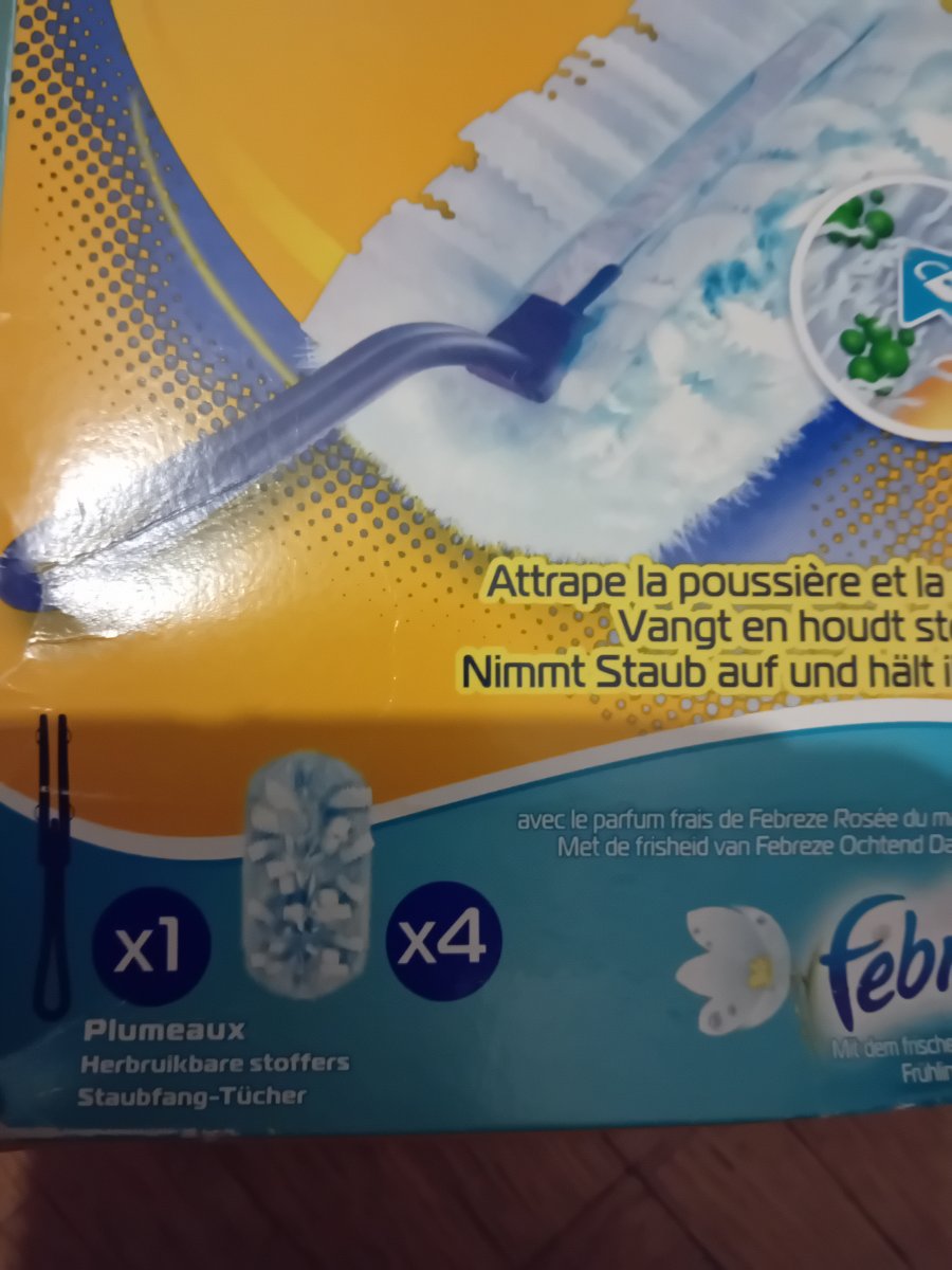 Illustration de Swiffer plumeaux