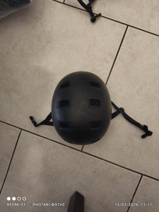 Illustration de CASQUE DECATHLON XS 48-52 325 GR