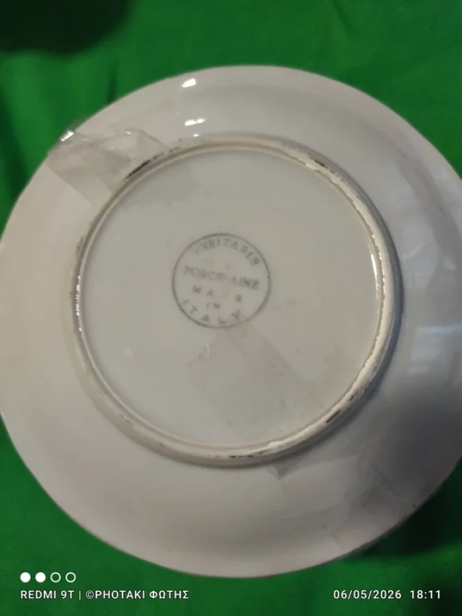 Illustration de Superbe Service à Café/Thé Italien Vintage – Porcelaine & Or Fin – 12 Personnes