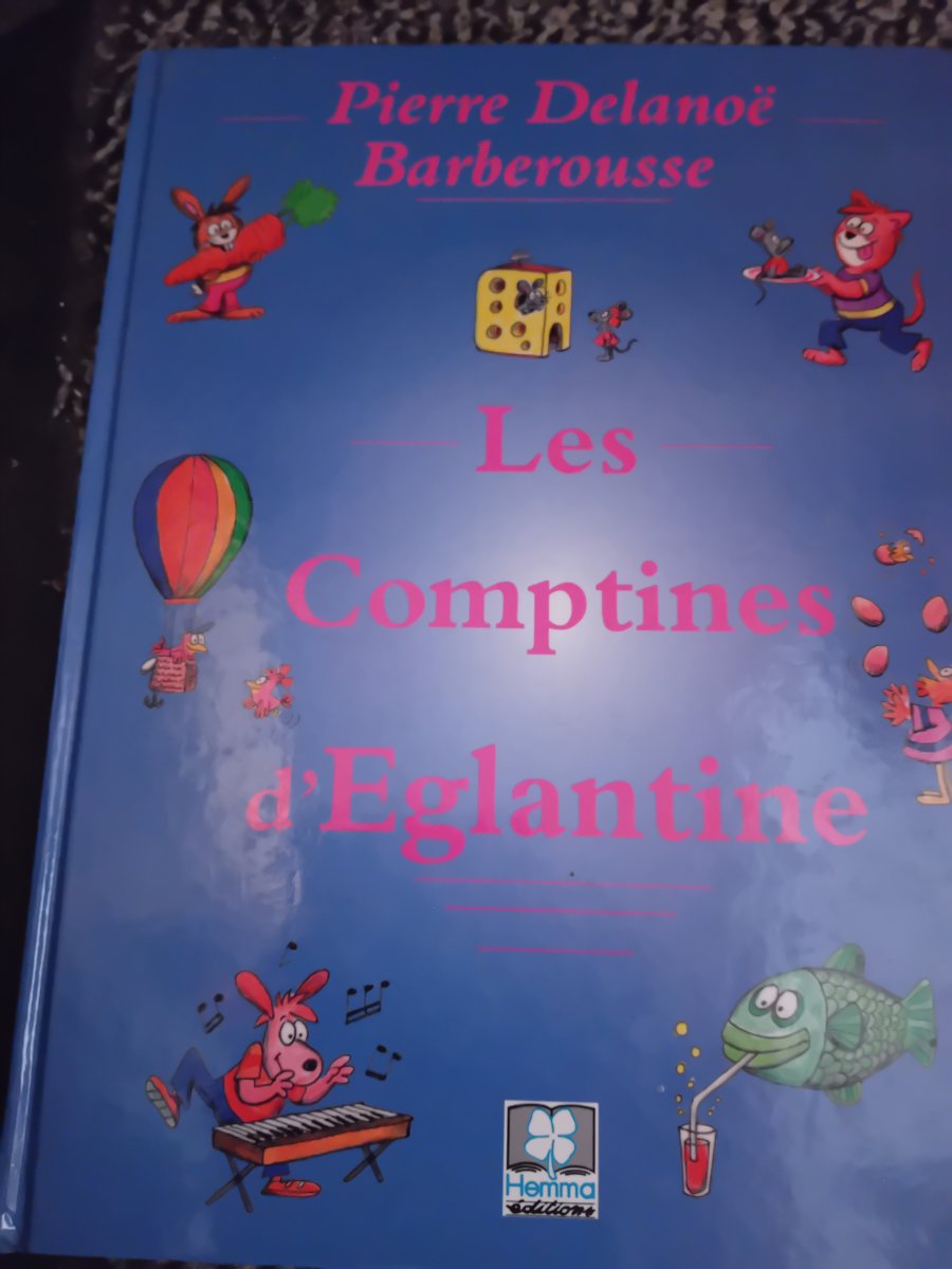 Illustration de Livre les comptines de titine,  d églantine