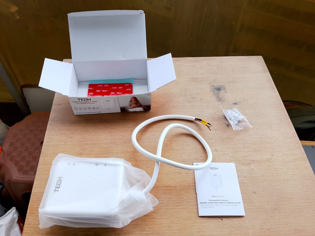 Illustration de Thermostat connecté pour des radiateurs électriques