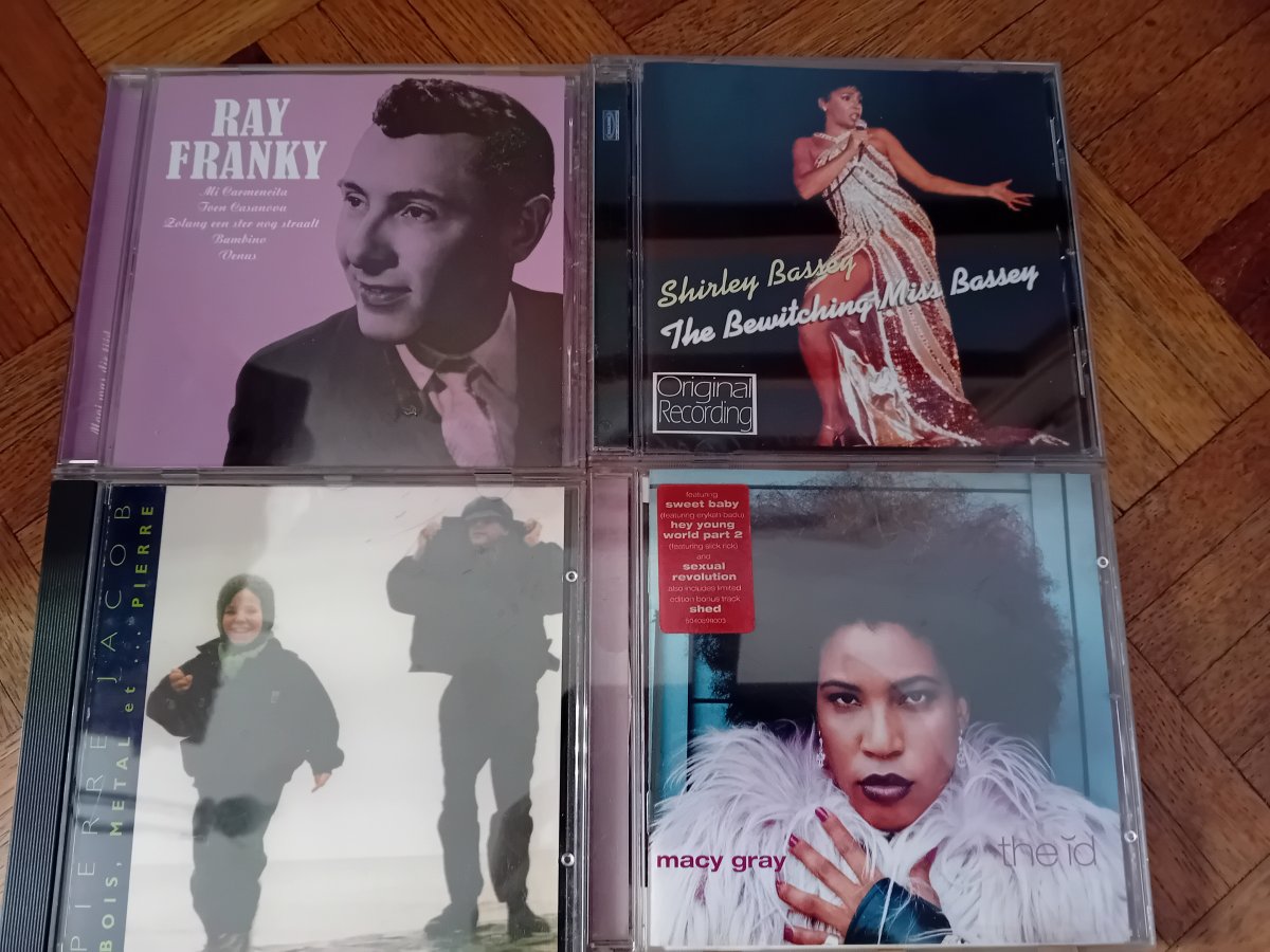 Illustration de Lot CD chansons