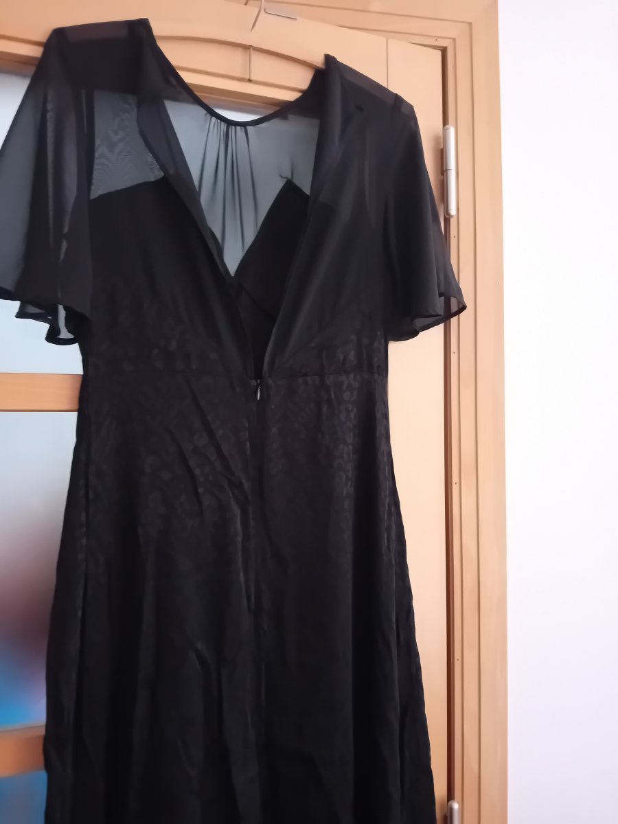 Illustration de Lot Vêtements femme