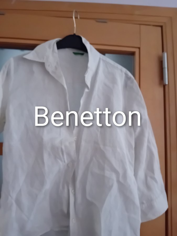 Illustration de Vêtements femme
