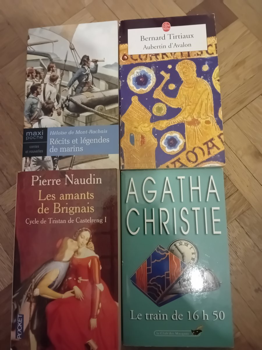 Illustration de Livres divers