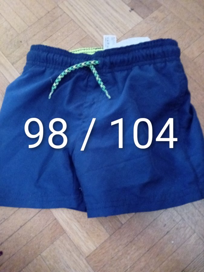 Illustration de Short bain enfant 1/3 ans