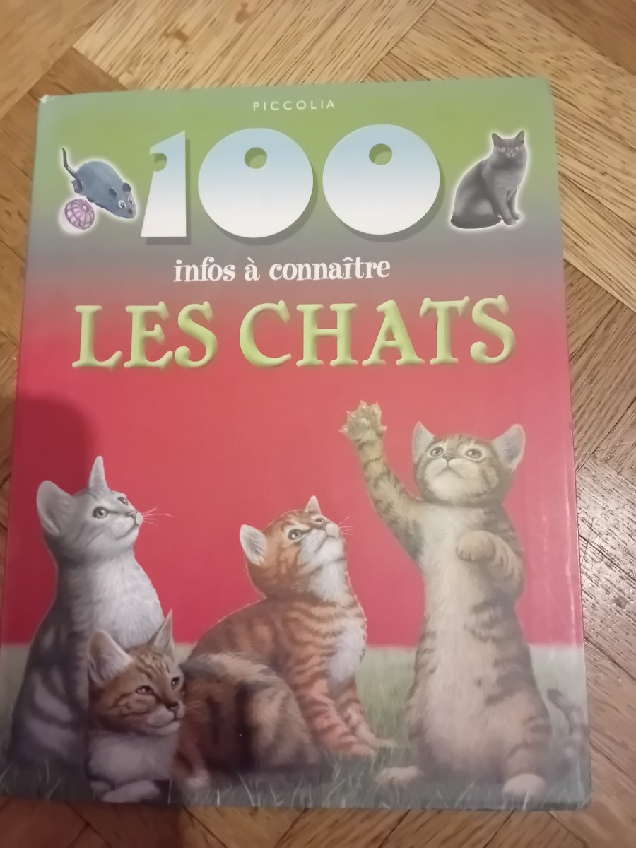 Illustration de Livre 100 infos à connaître les chats 