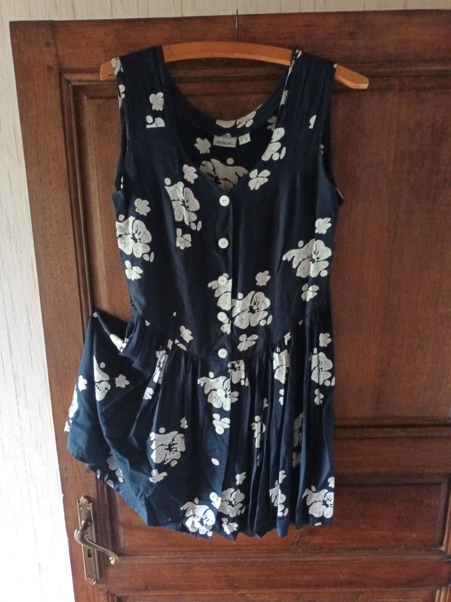 Illustration de Ensemble robe-petite veste été - coton - taille 40 