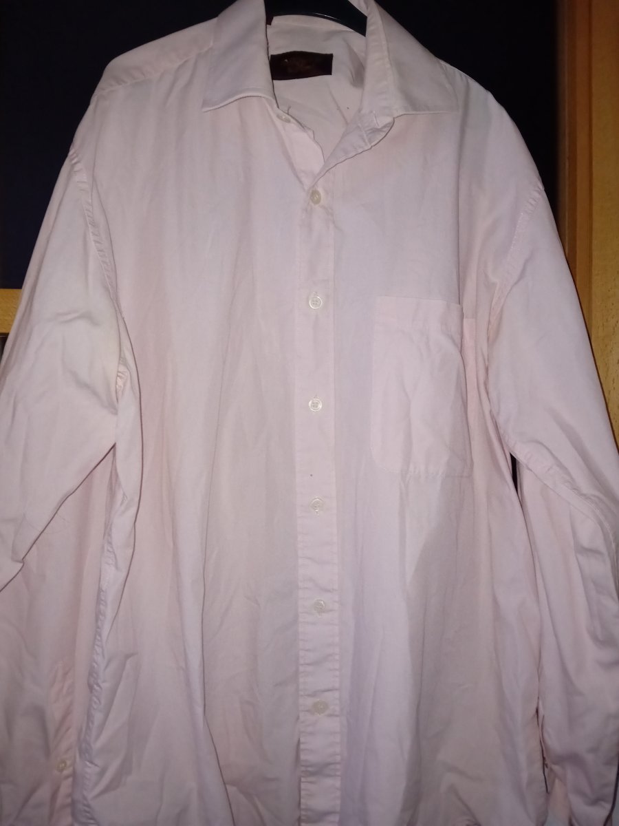 Illustration de Chemise homme rose taille 38 