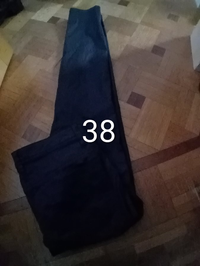 Image Pantalon bleu foncé taille 38