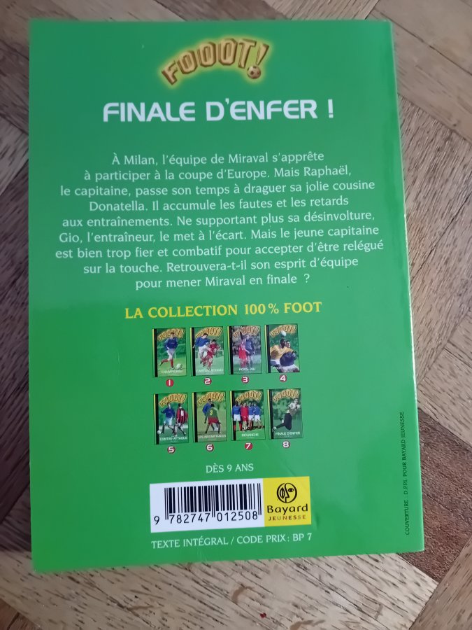 Illustration de Livre fooot final d enfer