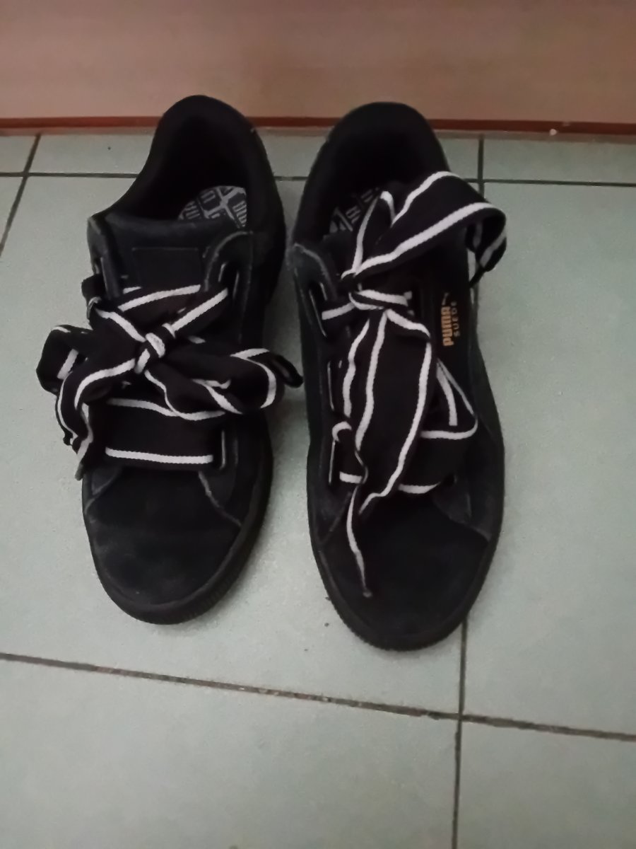 Illustration de Basket femme puma pointure 38 