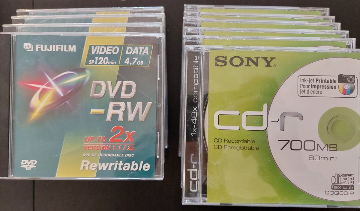 Illustration de CD gravables(6) et regravables (3-4) 