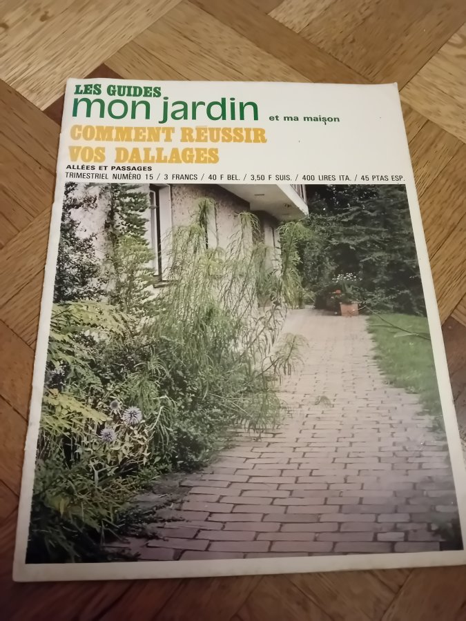 Illustration de Livre jardinage 