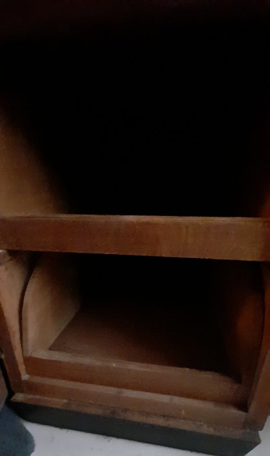 Image Bureau en bois robuste