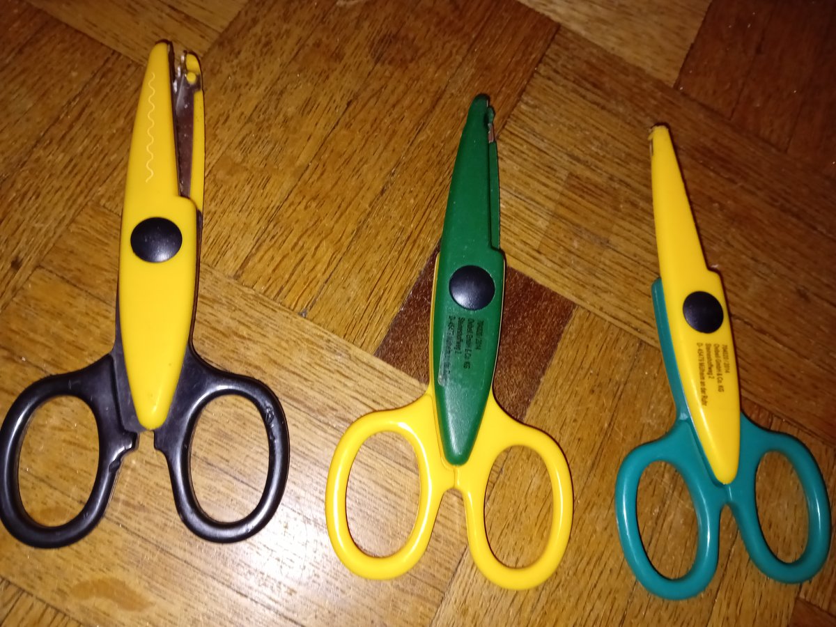 Illustration de Ciseaux à papier enfant