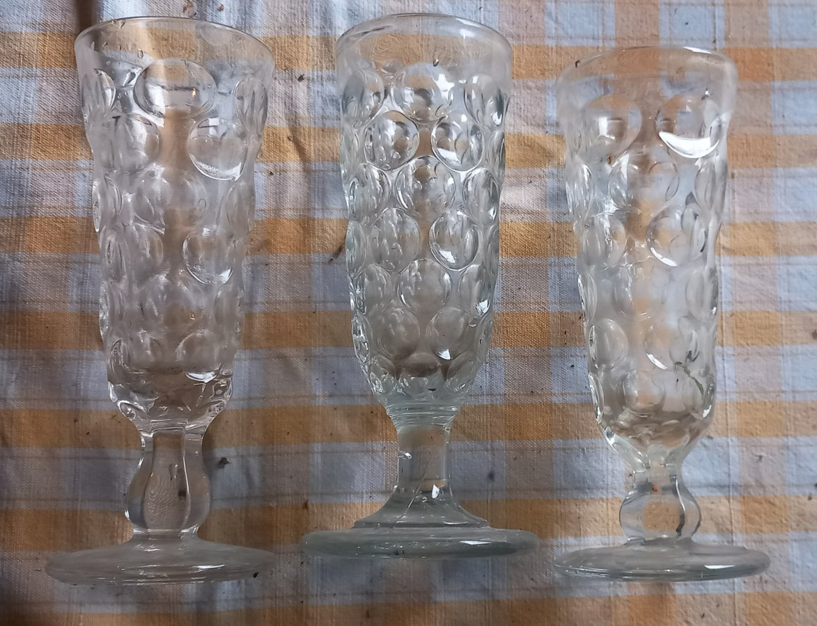 Image trio de petits vases vintage