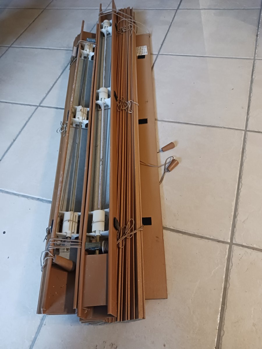 Image Stores à lamelles (3 pièces)