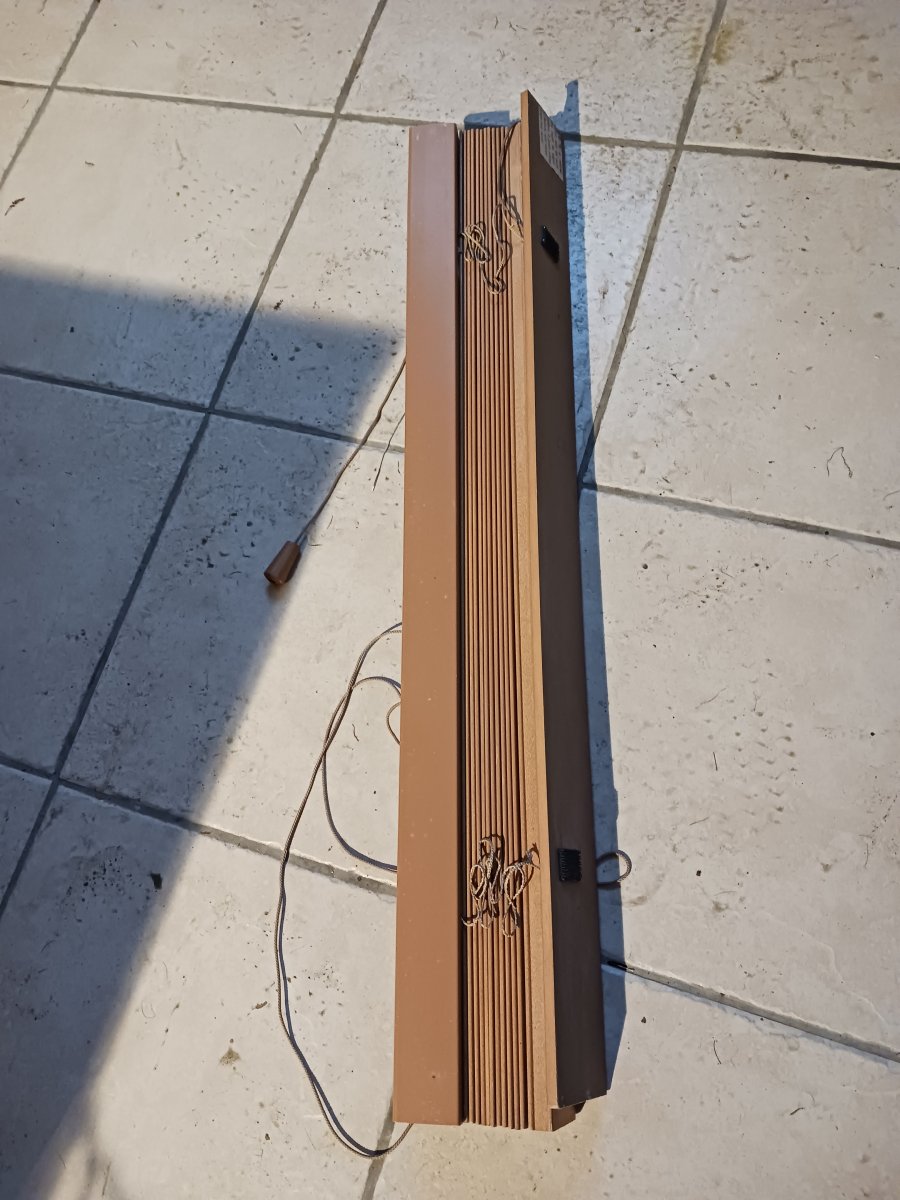 Illustration de Stores à lamelles (3 pièces)