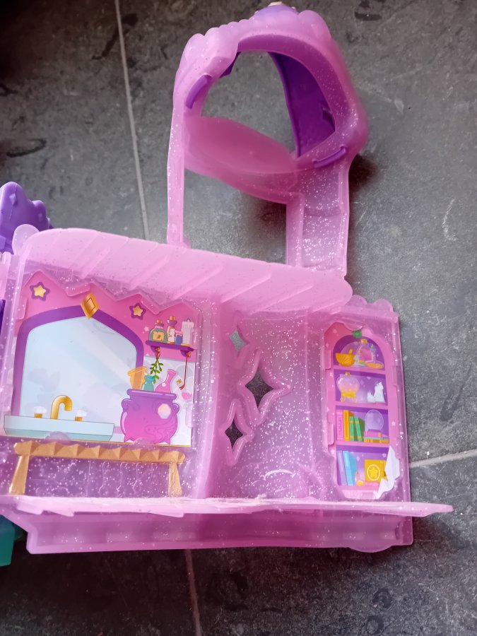 Illustration de Château magic