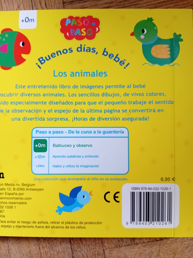 Illustration de Livre bébé cartonné