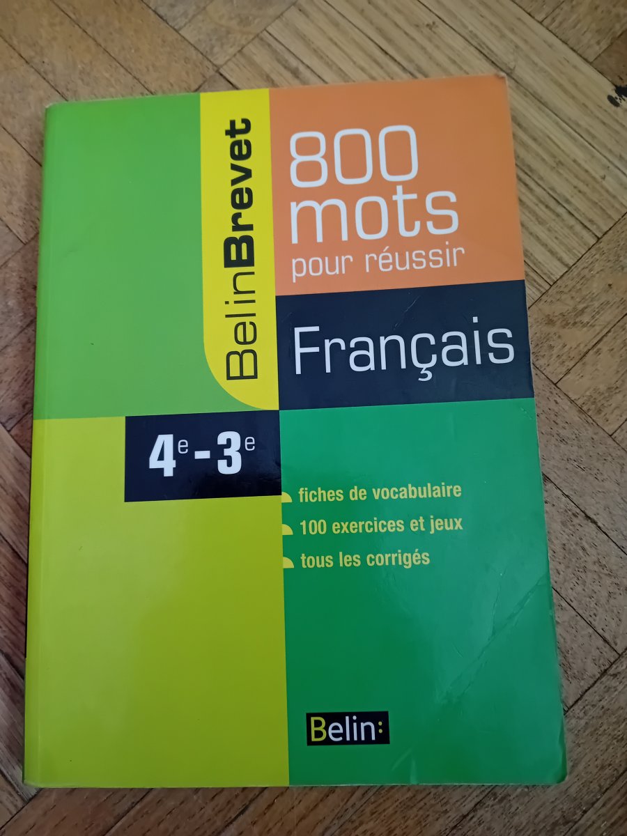 Illustration de Livre 800 mots pour réussir en français