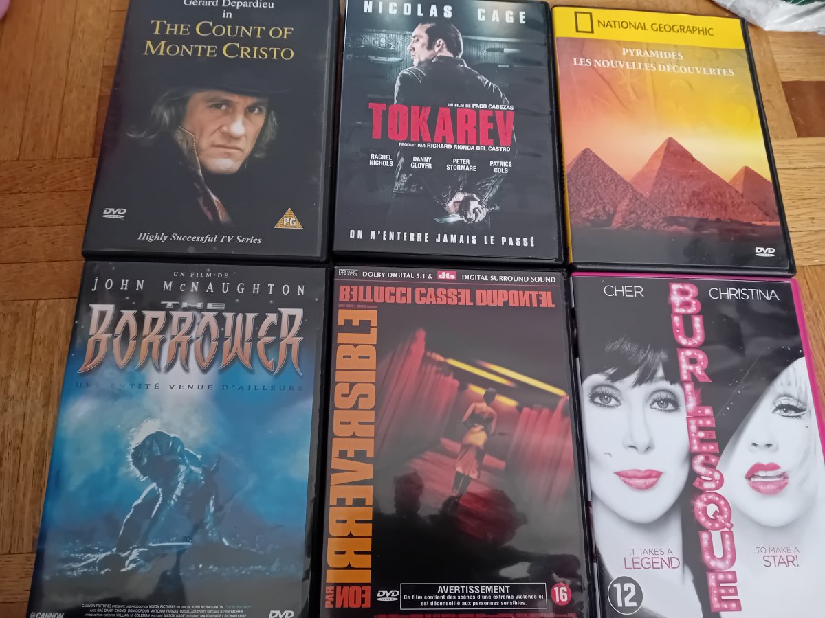 Illustration de Lot dvd