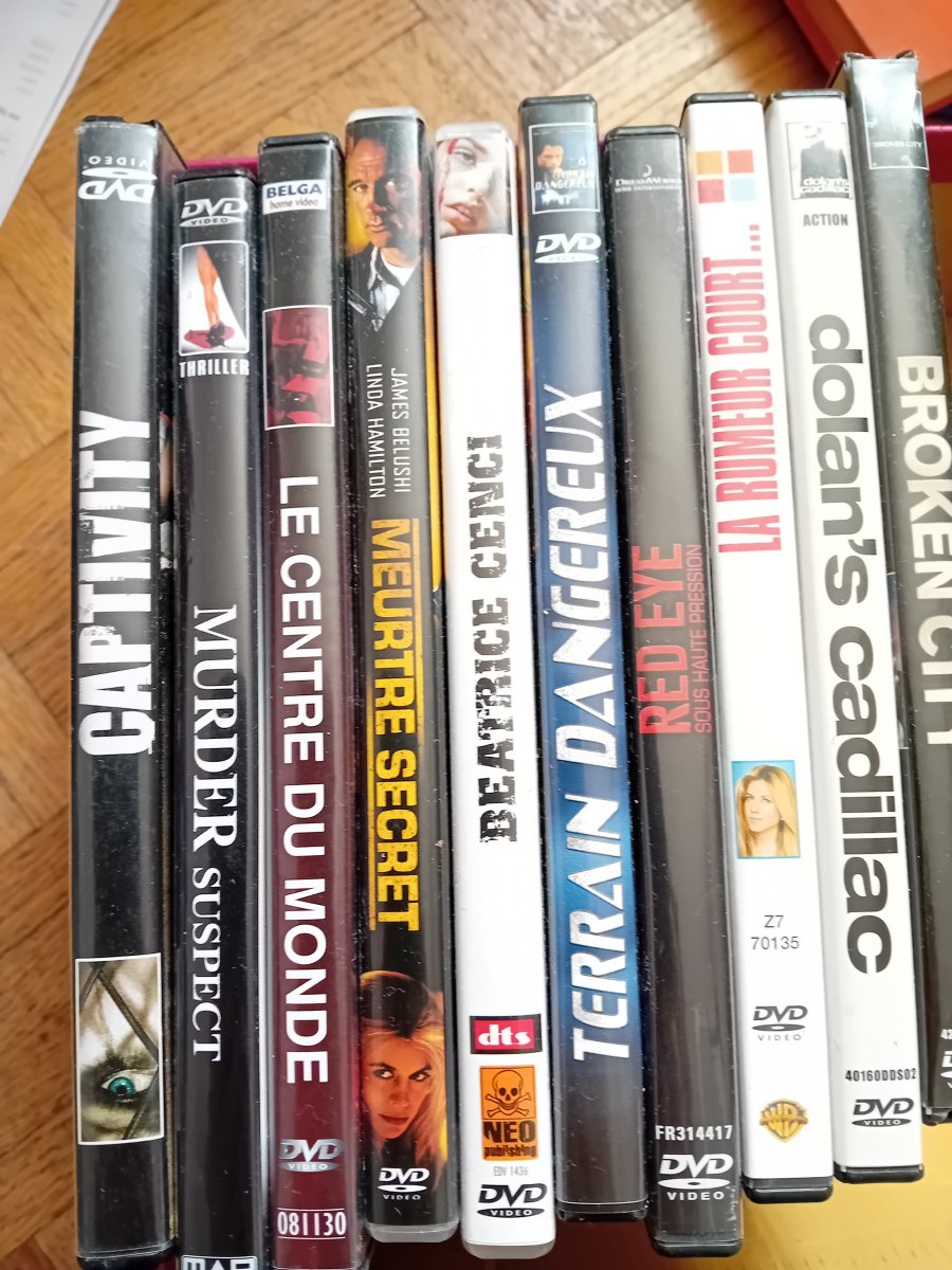 Illustration de Lot dvd 2