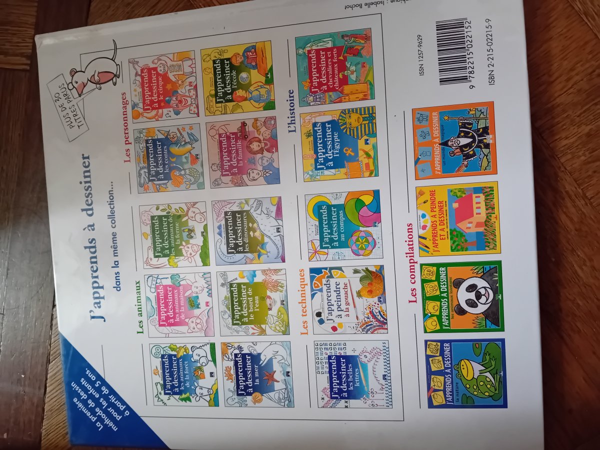 Illustration de Livre j apprends à dessiner