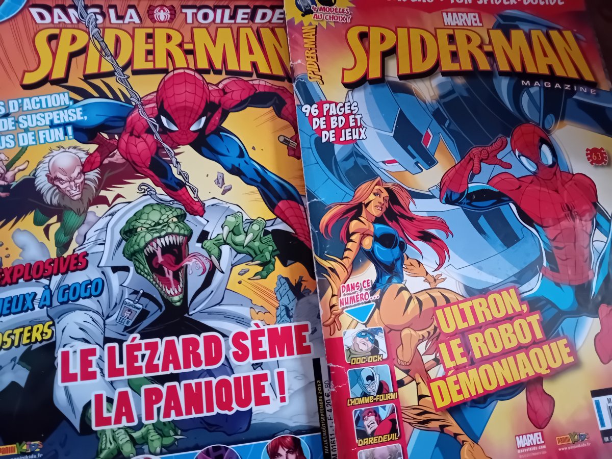 Illustration de 2 magazines spiderman