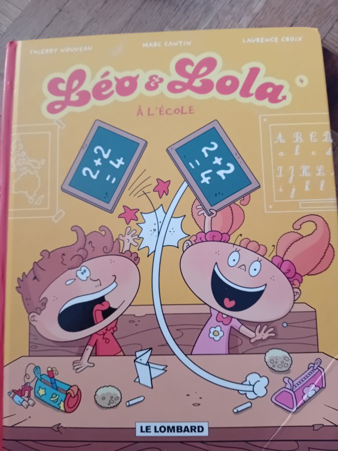 Illustration de BD leo et lola à l école