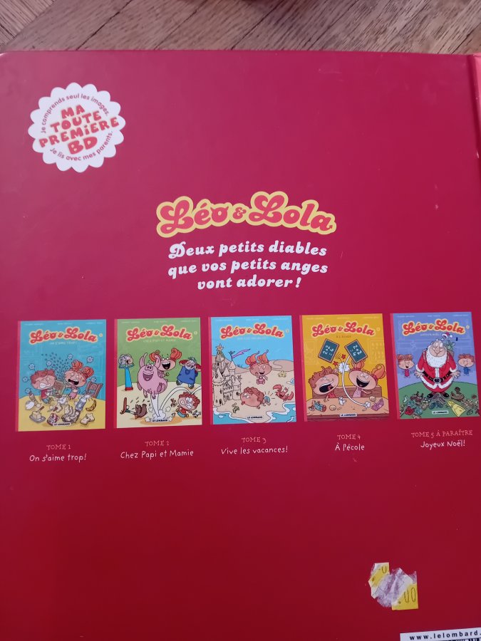 Illustration de BD leo et lola à l école