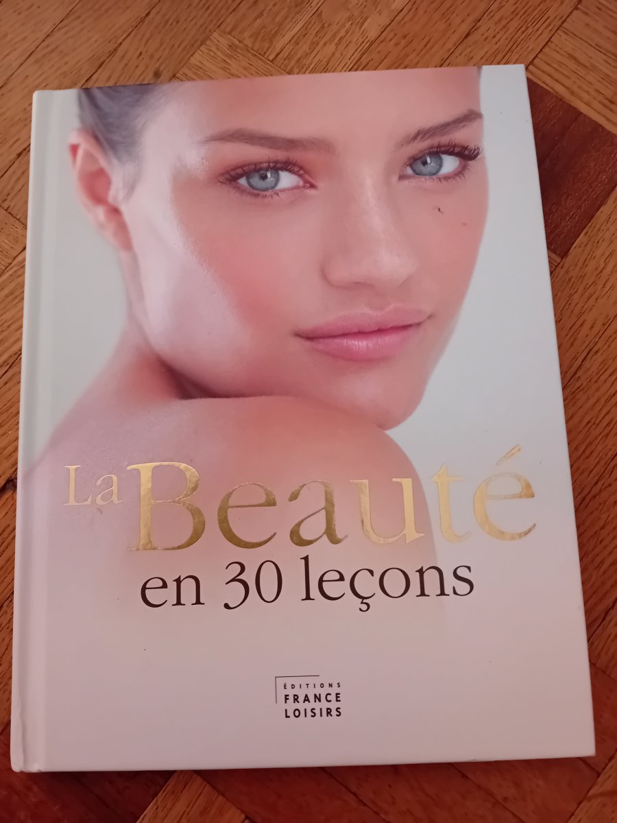 Illustration de Livre la beauté en 30 leçons