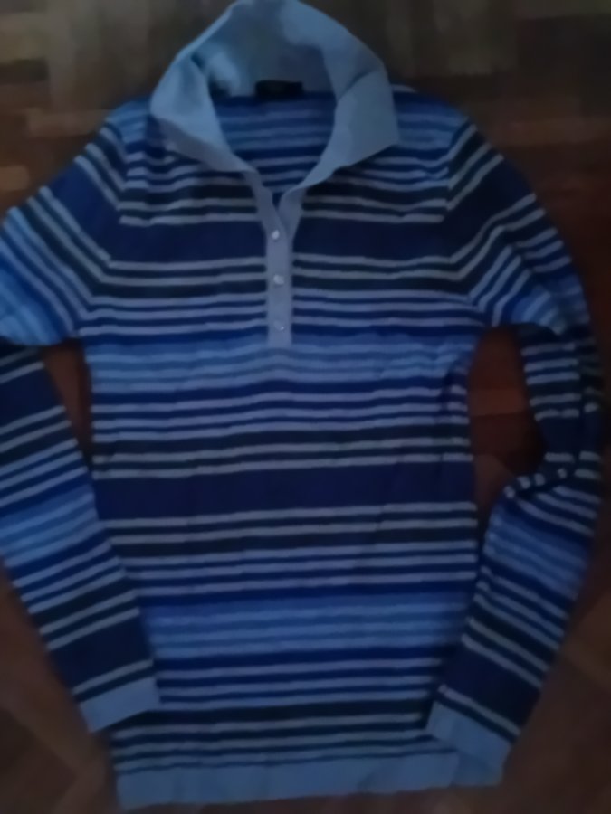 Illustration de Pull 38 / 40 Damart