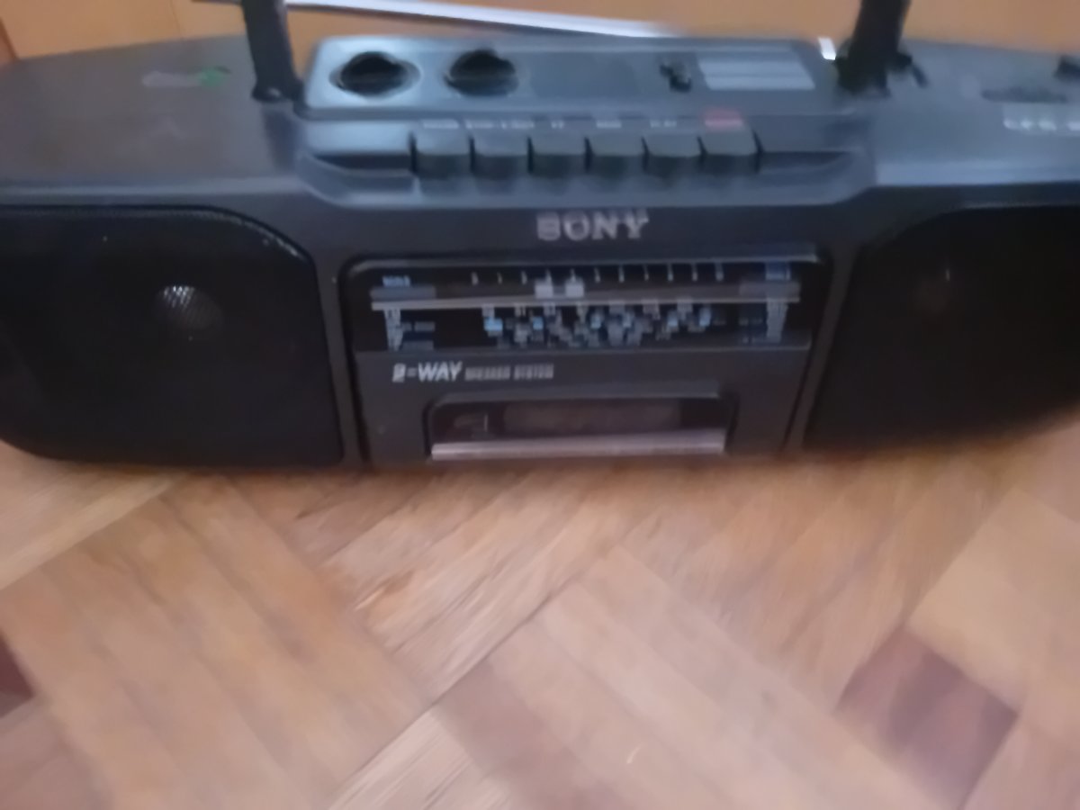 Illustration de Radio cassette