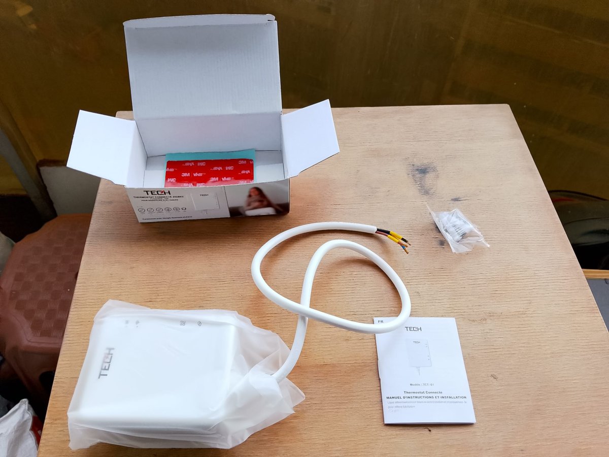 Illustration de Thermostat connecté pour des radiateurs électriques